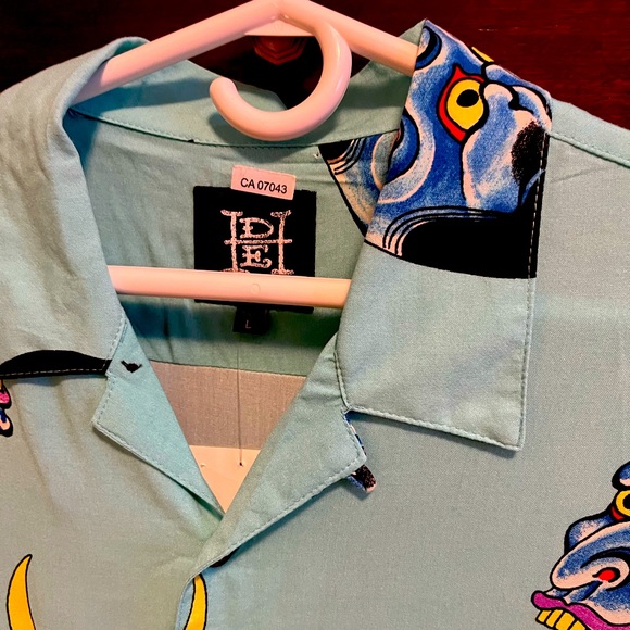 Ed Hardy outstanding  new shirt NWT - Picture 2 of 10